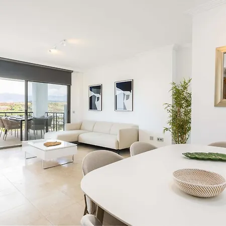 Mediterranean Swing - Acosta 5 * Estepona