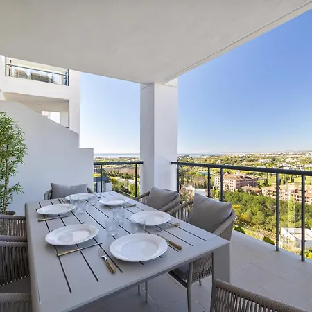 Mediterranean Swing - Acosta 5 Apartment
